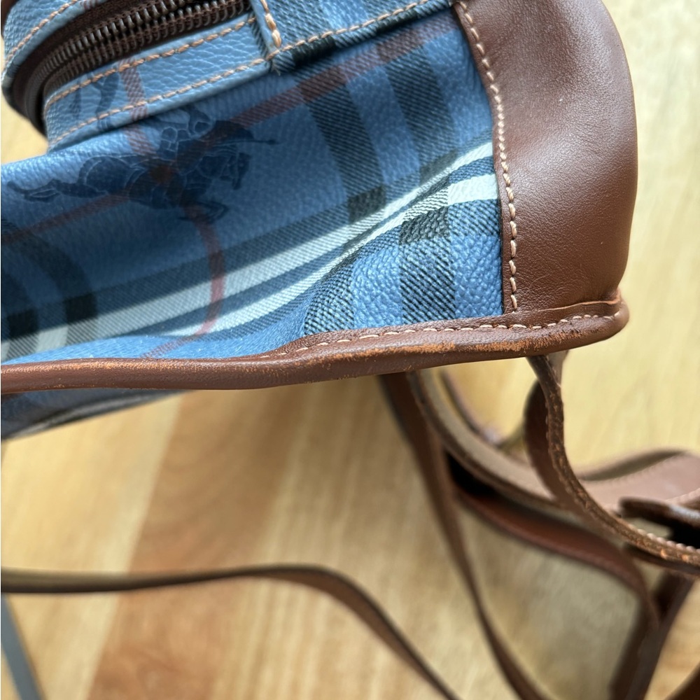 Burberry mini backpack - Picture 5 of 7